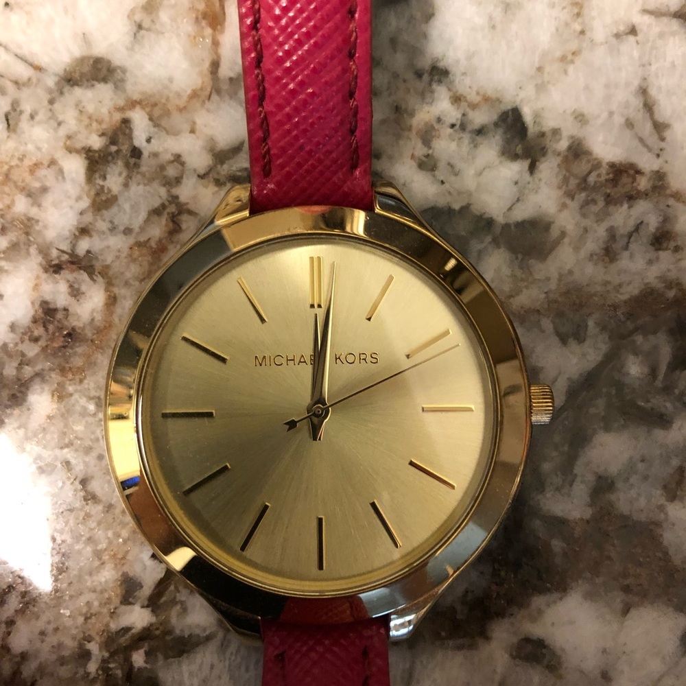 Pink MK watch looks new!